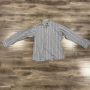 Vintage soft men’s striped button down shirt size small​